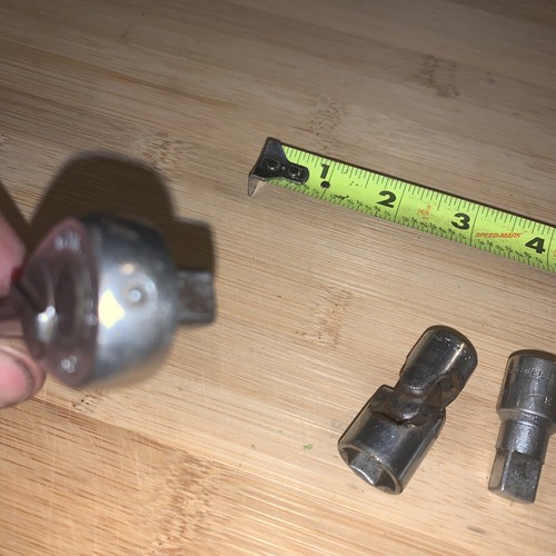CORNWELL 4 pc. tool lot TR-32 short 3/8 Dr. ratchet, extensions,swivel socket - Picture 8 of 23