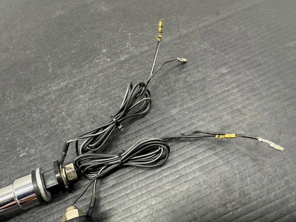 铃木 GN250 GS250 GS300 GS450 GS550 GS750 后方右转信号对套装 — 第 2/4 张图片