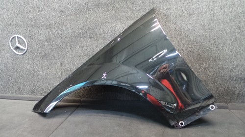 A10-900 * Mercedes-Benz W204 C-Klasse  Kotflügel Links - 197 Obsidianschwarz Met