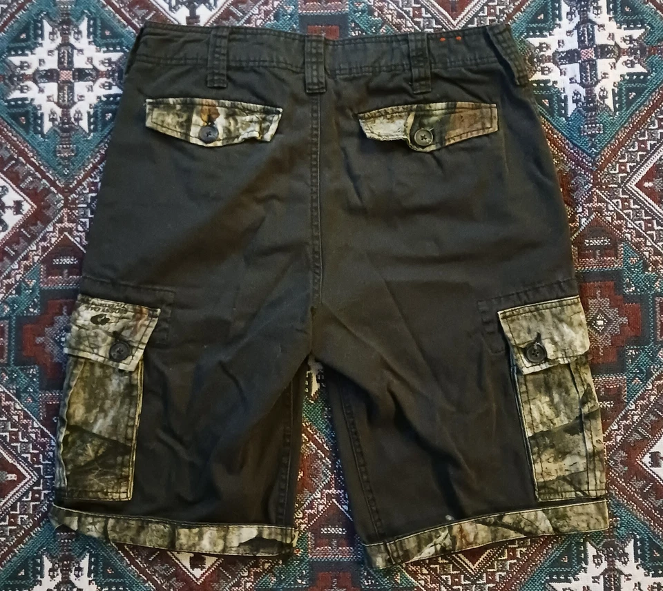Pantalones cortos cargo WearFirst Tree camuflados para hombre talla 32 Foto 4 de 4