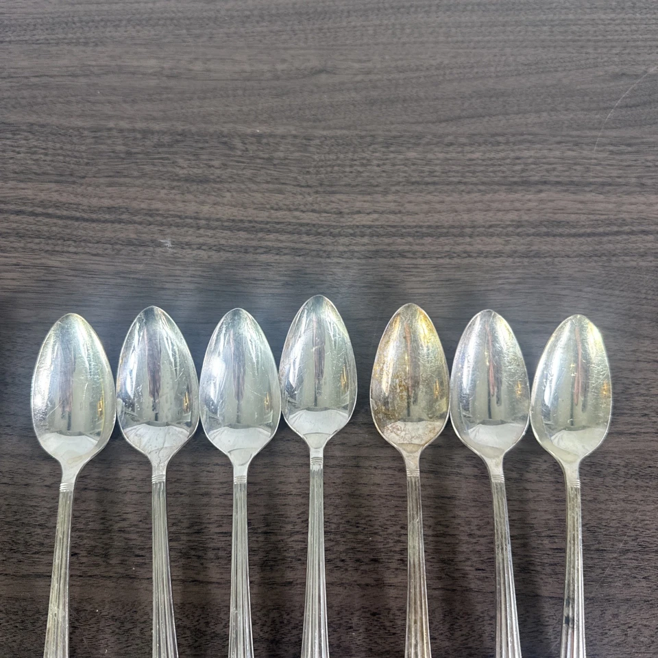 7 cuchara de cena vintage 1936 Oneida Community Coronation 7 1/4 pulgadas plateada Foto 4 de 4