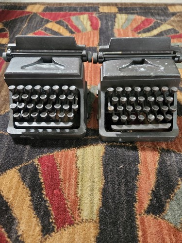 Set of 2 Restoration Hardware Typewriter Bookends - 00934-RH 0606 ORB INDIA
