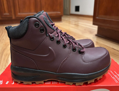 Nike Manoa Leather Burgundy Crush Black Gum HF7095 600 Men's Size 4.5 Women's 6