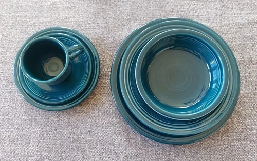 Fiesta Ware 6 piece place setting Juniper retired Bloomingdale's color