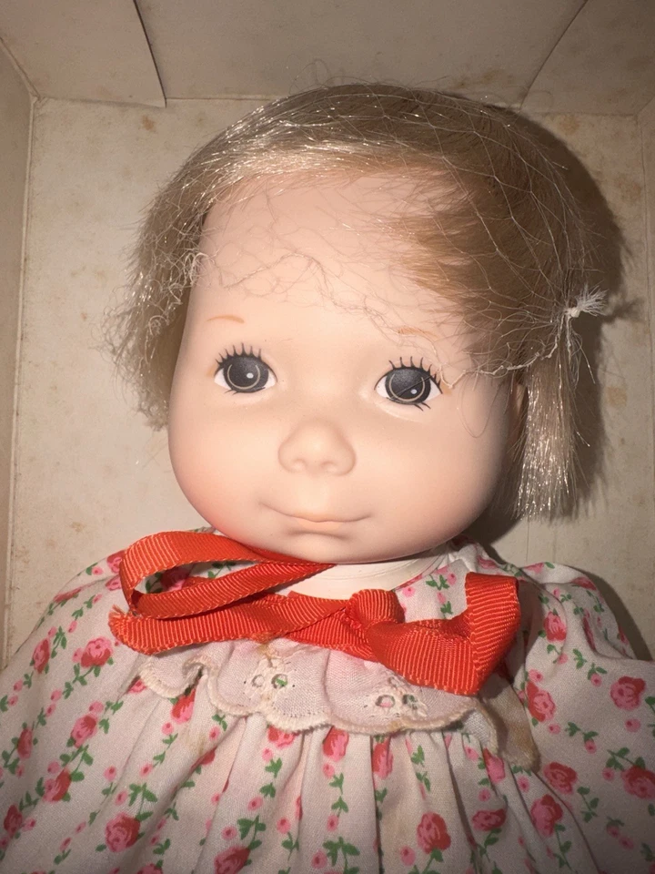 FISHER PRICE Lapsitter Doll Baby Ann 204 Vintage 1973/74 Original Clothes - Image 2 of 4
