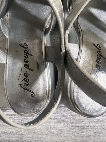 Free People. Brooklyn Ankle Strap Silver Metallic Platform Sandal Size 8 - Picture 7 of 10