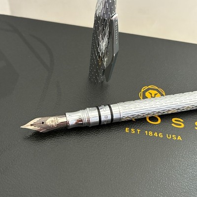 Cross Spire Icy Chrome Fountain Pen - 18kt gold nib