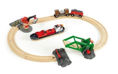 BRIO Cargo Harbour Set 33061 16-teiliges Holzbahn Set - Top Preis-Leistungs-Verhältnis