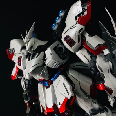 MG 1/100 SAZABI & ν GUNDAM Ver.Ka セット Amazon.com: Bandai Hobby MG Sazabi Version Ka Model Kit (1