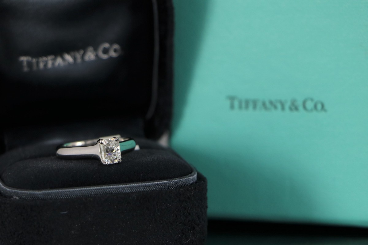 $7,500 Tiffany & Co 0.63ct Lucida G VS1 Radiant Diamond $7,500 Tiffany & Co 0.63ct Lucida G VS1 Radiant Diamond