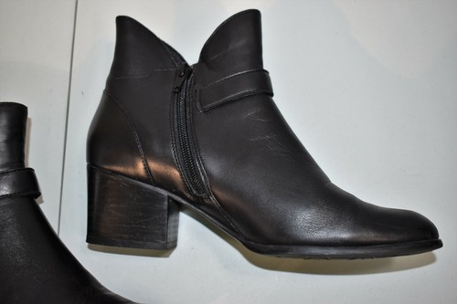 Vaneli Boots Black Size 8 Women's Ankle - Picture 7 of 8