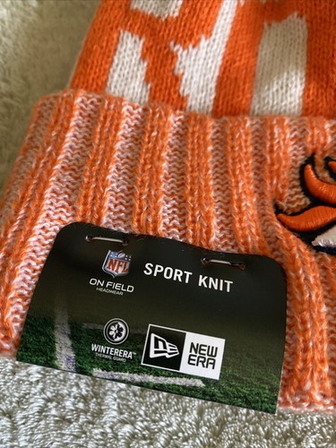 NUOVO Denver Broncos arancione New Era sul campo sport maglia polsino pom cappello foderato in pile - Foto 2 di 8