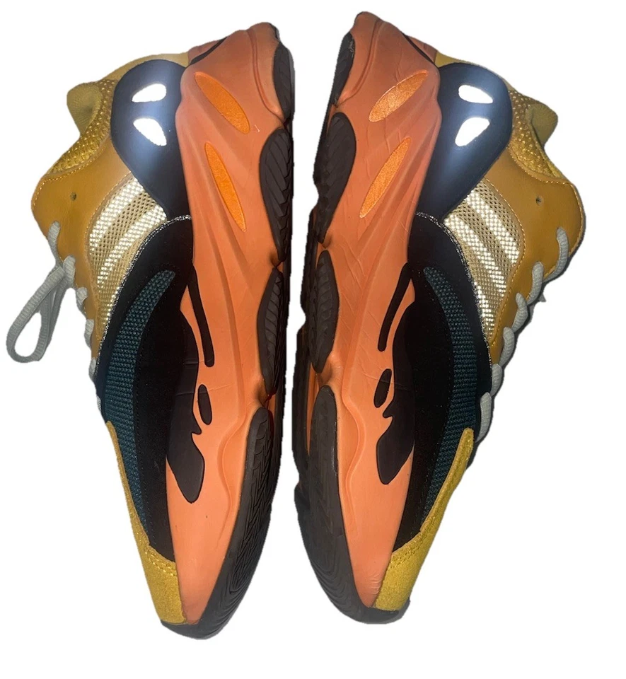 Adidas Yeezy Boost 700 amarelo sol preto azul verde camurça tamanho 11,5 super limpo - Imagem 4 de 4
