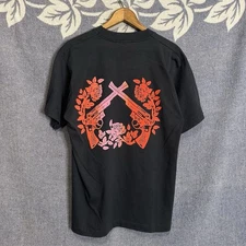 Vintage 90s Screen Stars Best Revolver Gun & Roses Graphic T Shirt Large