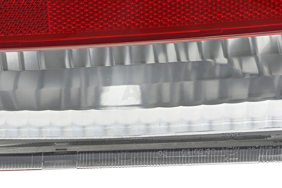 Luz trasera lado del conductor para Toyota Echo 2003-2005 Foto 4 de 4