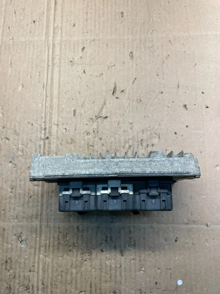 Dodge Ram Van 1500 1999 módulo informático motor V6 de 3,9 L ECM PCM ECU S4668 DG Foto 2 de 4