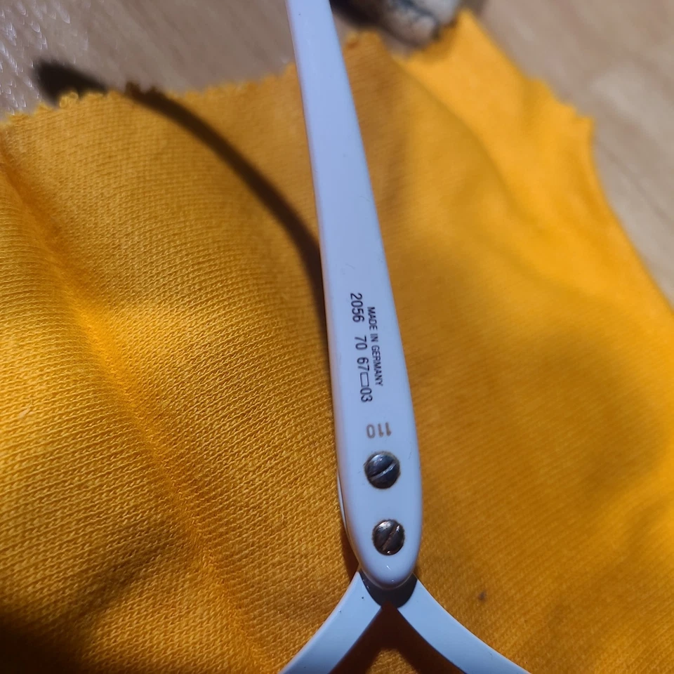 Gafas de sol Christian Dior 2056 vintage marco blanco con estuche lenes originales. Foto 4 de 4