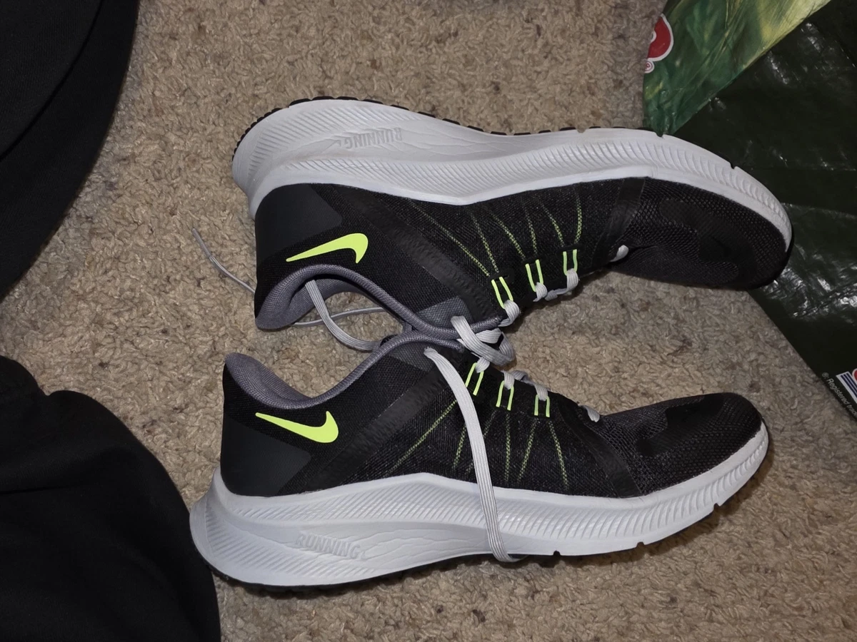 Nike Quest 4 Black Volt for Sale | Authenticity Guaranteed  display picture 3