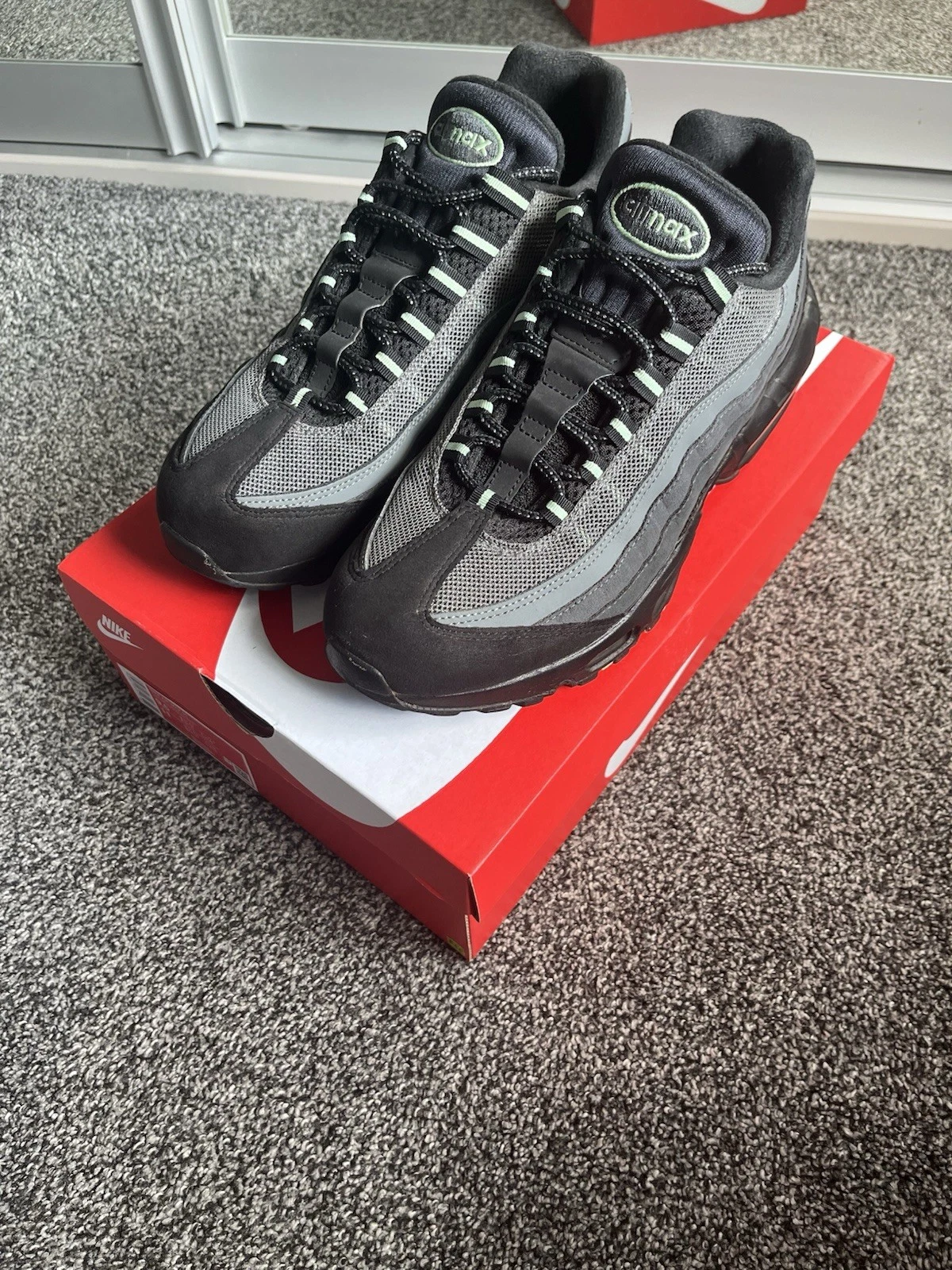 Nike Air Max 95 Vapour Green ? Taglia 8.5 UK 9.5 US