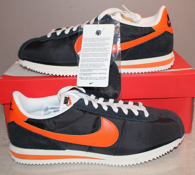 NIKE MEN'S CORTEZ TXT BLACK/SAFETY ORANGE SNEAKERS SHOES SIZE 10 NEW IN BOX