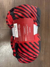 NEW Wondershop Throw Blanket Christmas 50x60 in Buffalo Plaid Red Black Plush