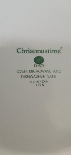 Nikko Christmastime Japan 12 PC Dinnerware Set Serving For 4 Excellent - Picture 8 of 9