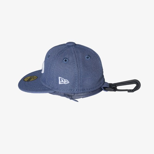NEW ERA Flag Logo Cap Pouch Key Holder - Slate 12801070 - Picture 4 of 7