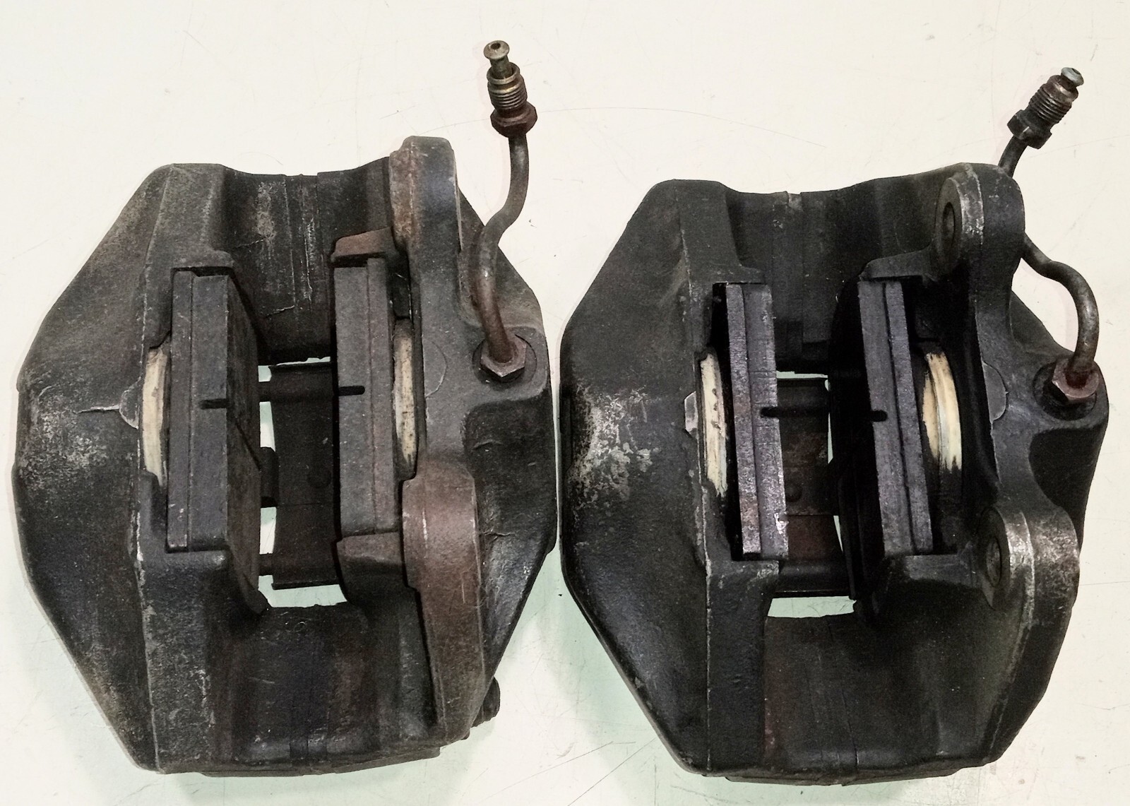 Ferrari 246 GT Dino Front Brake Calipers_Pair_106357_106358_208_308_GENUINE