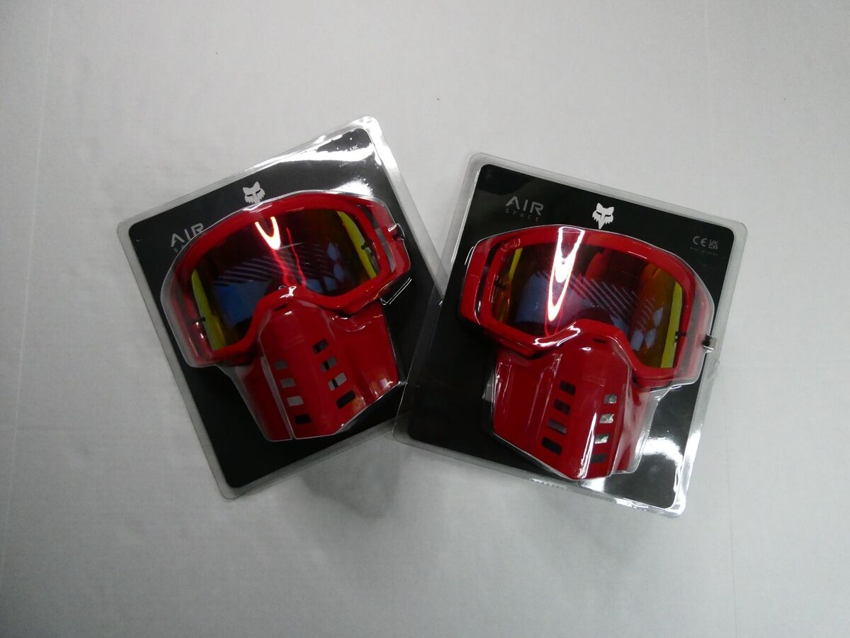 Supreme/Fox Racing Goggles in Red w/Face Shield (FW23 Supreme/Fox Racing Goggles in Red w/Face Shield (FW23
