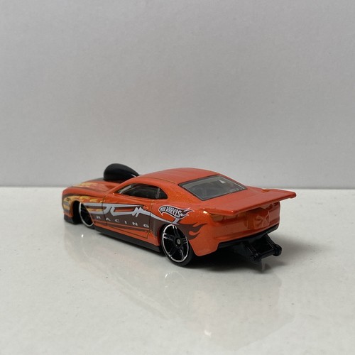 2010 10 Chevy Camaro Pro Stock Collectible 1/64 Scale Diecast Diorama Model - Picture 3 of 4