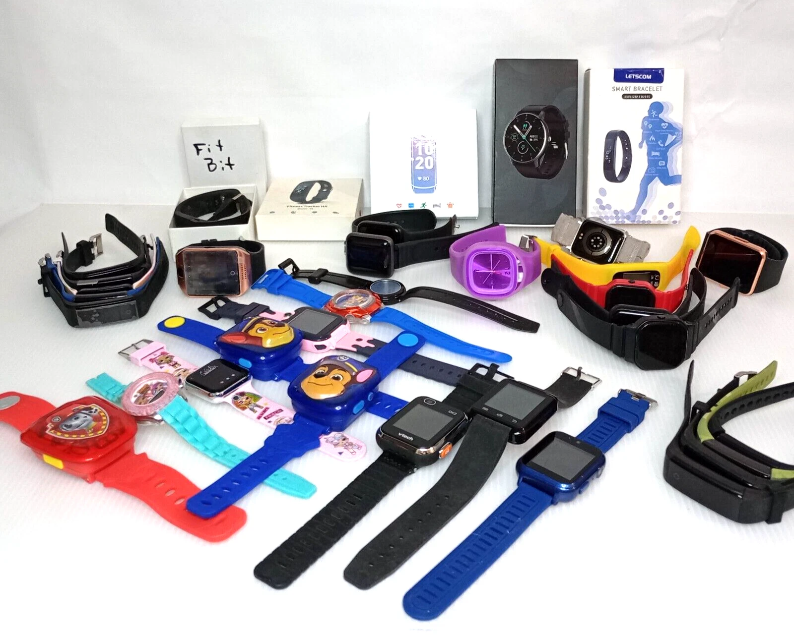Huge Lot of 25+ Fitness Tracker Smart Watch & Watch Untested Parts/Repair *Read