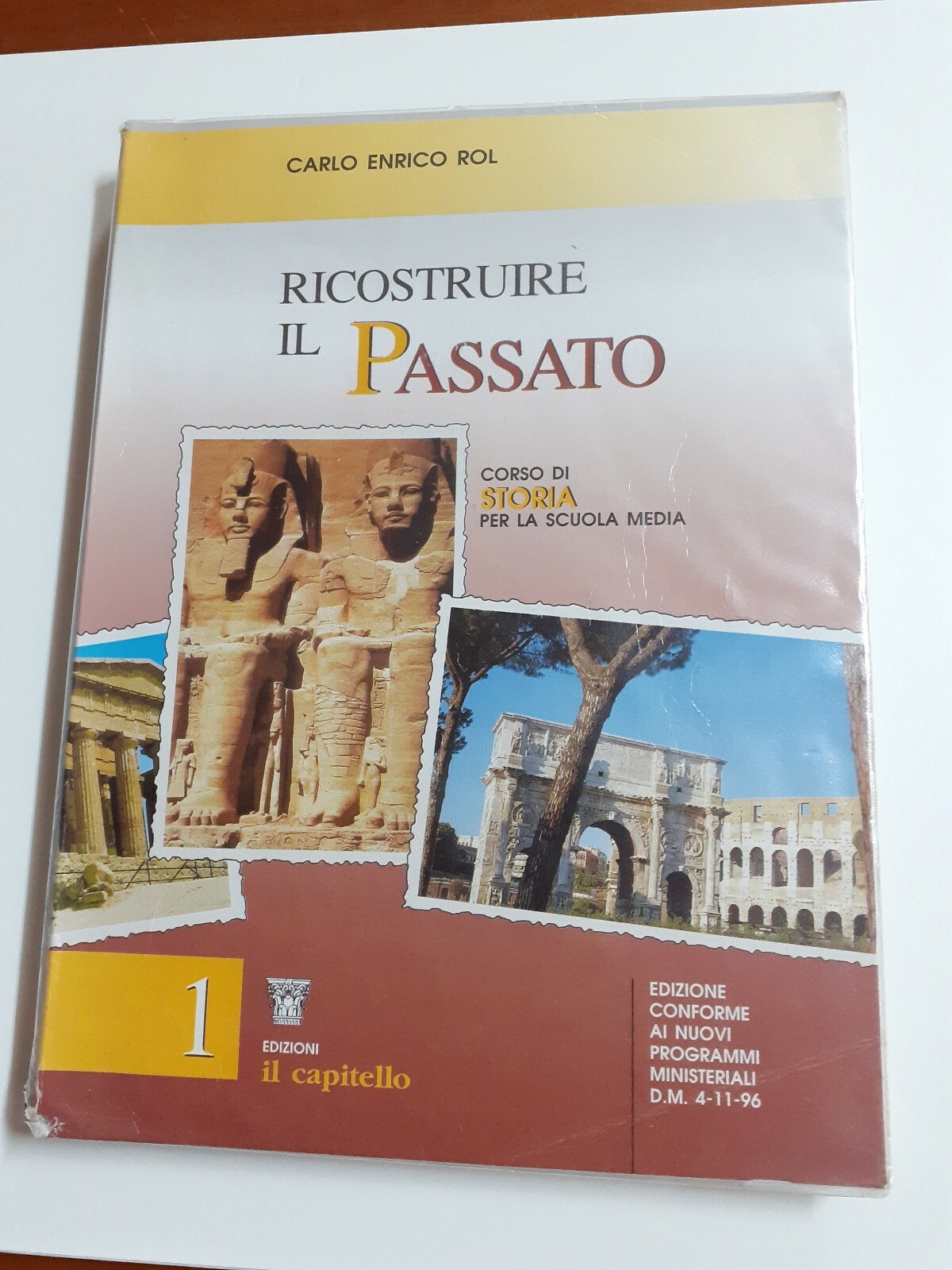 Foto 1 di 10