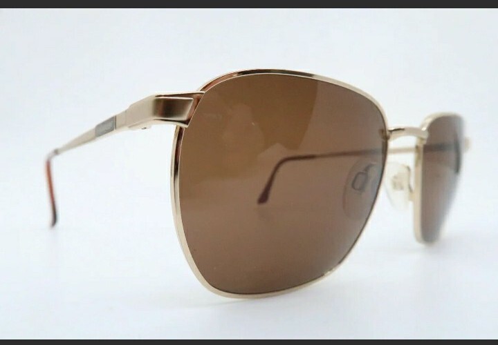 Occhiali da sole vintage anni 90 Yves Saint Laurent NOS mod 4009 taglia 53 18. 135 Italia