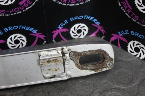 1991 kawasaki kx250 OEM SWINGARM SWING ARM SUSPENSION PIVOT FRAME 33001-1370-CE - Picture 8 of 16
