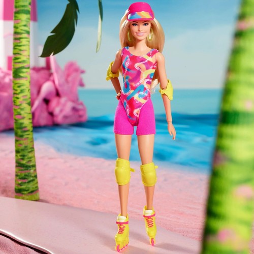 Barbie The Movie Signature Doll Margot Robbie in Inline Skating Outfit HRB04 - Afbeelding 3 van 10