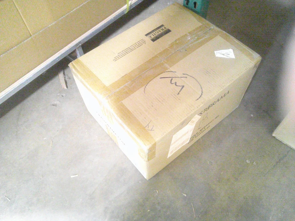 Aplique de pared Crystorama Lighting Medford 14" de alto negro mate MED-B5501-MK Foto 3 de 3