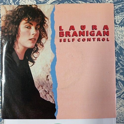Laura Branigan - 2 x Vinyl Singles 45rpm - Picture 2 of 3