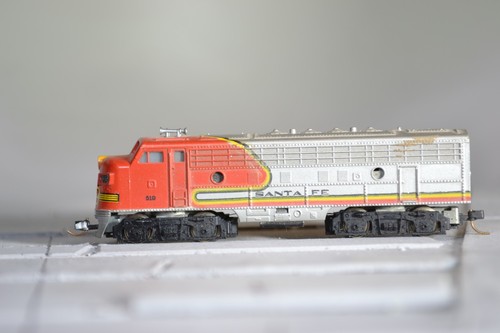 MINITRIX F9A ATSF SF SANTA FE 92143 escala N | Condition: Used