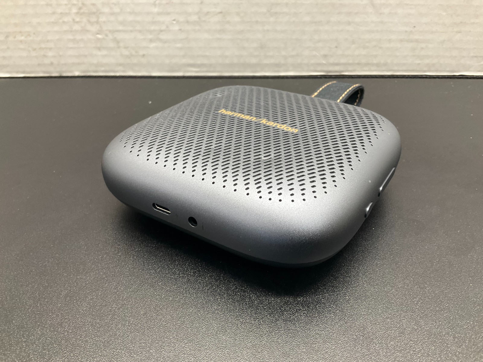 Harman Kardon Neo Bluetooth Speaker - Gray