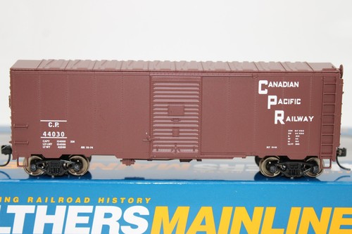 Coche de caja Walthers escala HO CP Canadian Pacific 40' AAR 1948 modernizado #44030 nuevo de stock | Condition: New