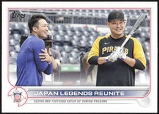 2022 Topps Update #US218 Japan Legends Reunite (Suzuki/Tsutsugo)