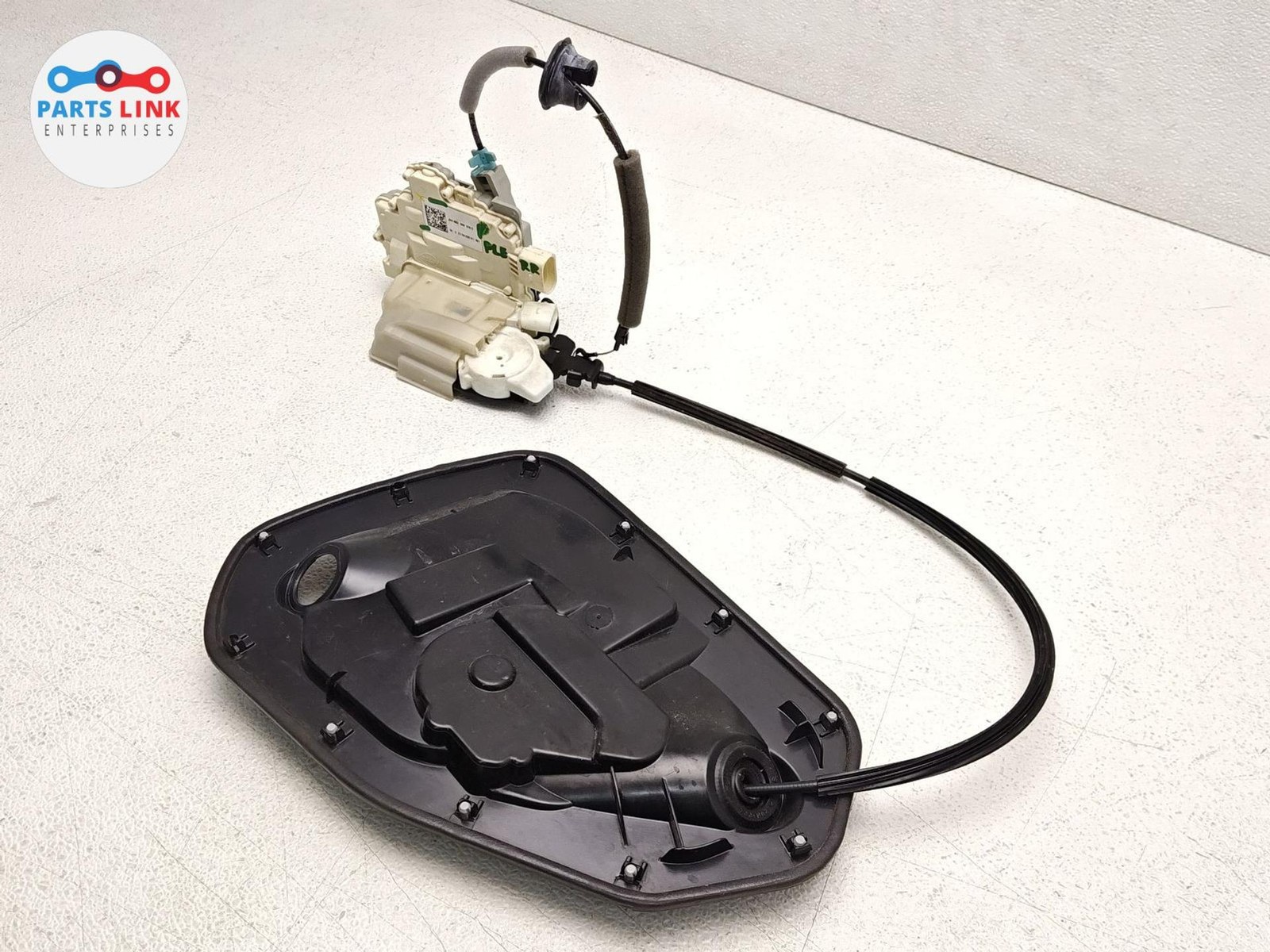 Bentley Bentayga 2016-2020 REAR+RIGHT Door soft close actuator