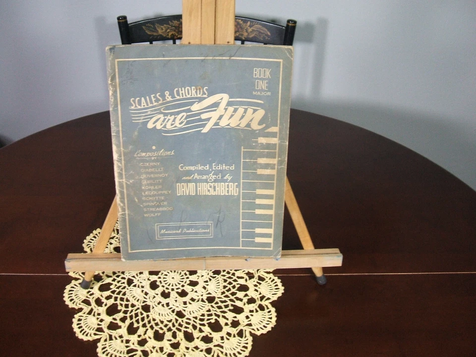 Scales & Chords are Fun ~ Book One Major ~ 1948 Paperback David Hirschberg - Imagem 2 de 2