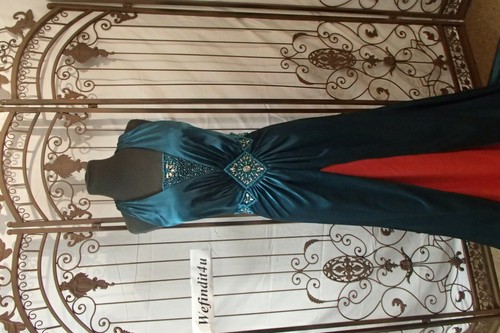 D7 NIKA TEAL SZ 12 BEADED FORMAL BLACK TIE PARTY PROM FORMAL GOWN DRESS - Picture 2 of 11