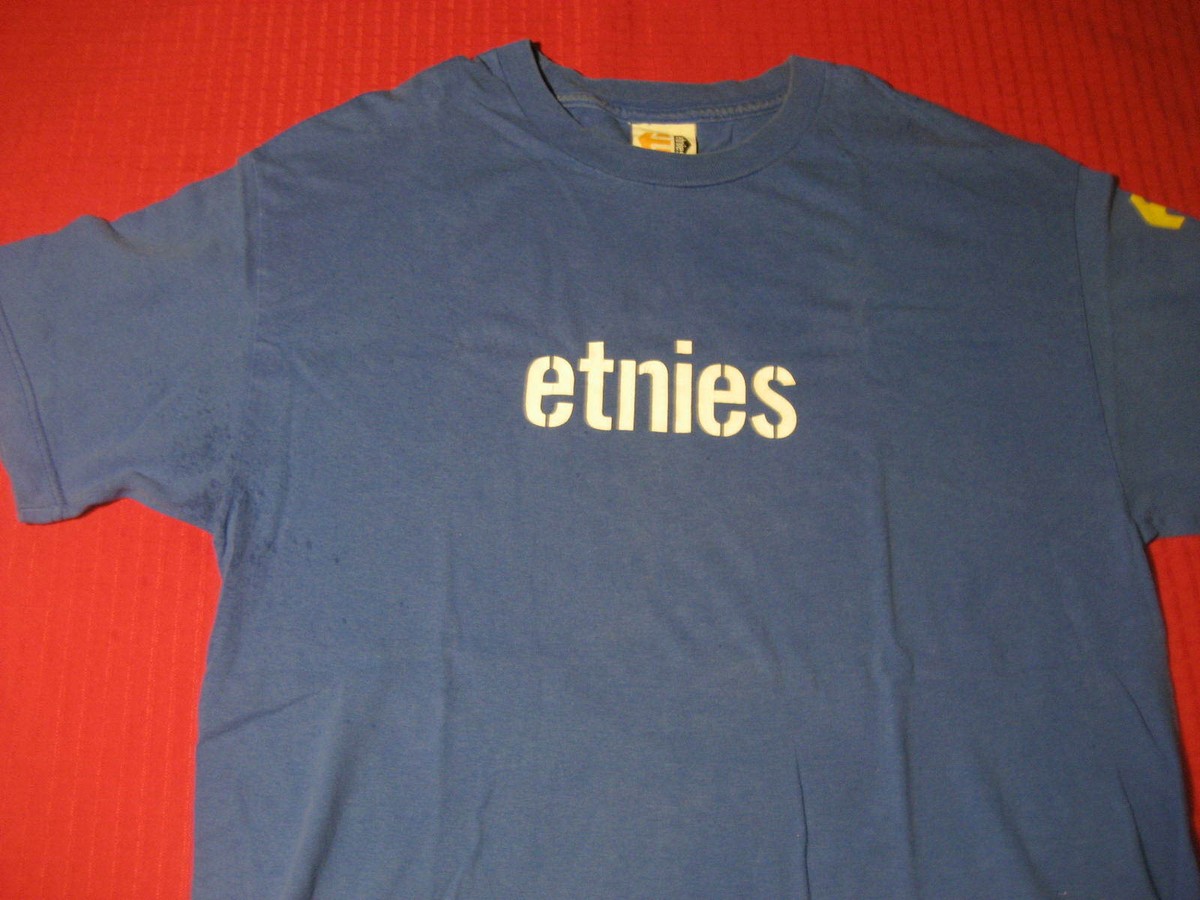 oldskate XL 90s USA製 etnies Tシャツ Navy s-l1200.jpg