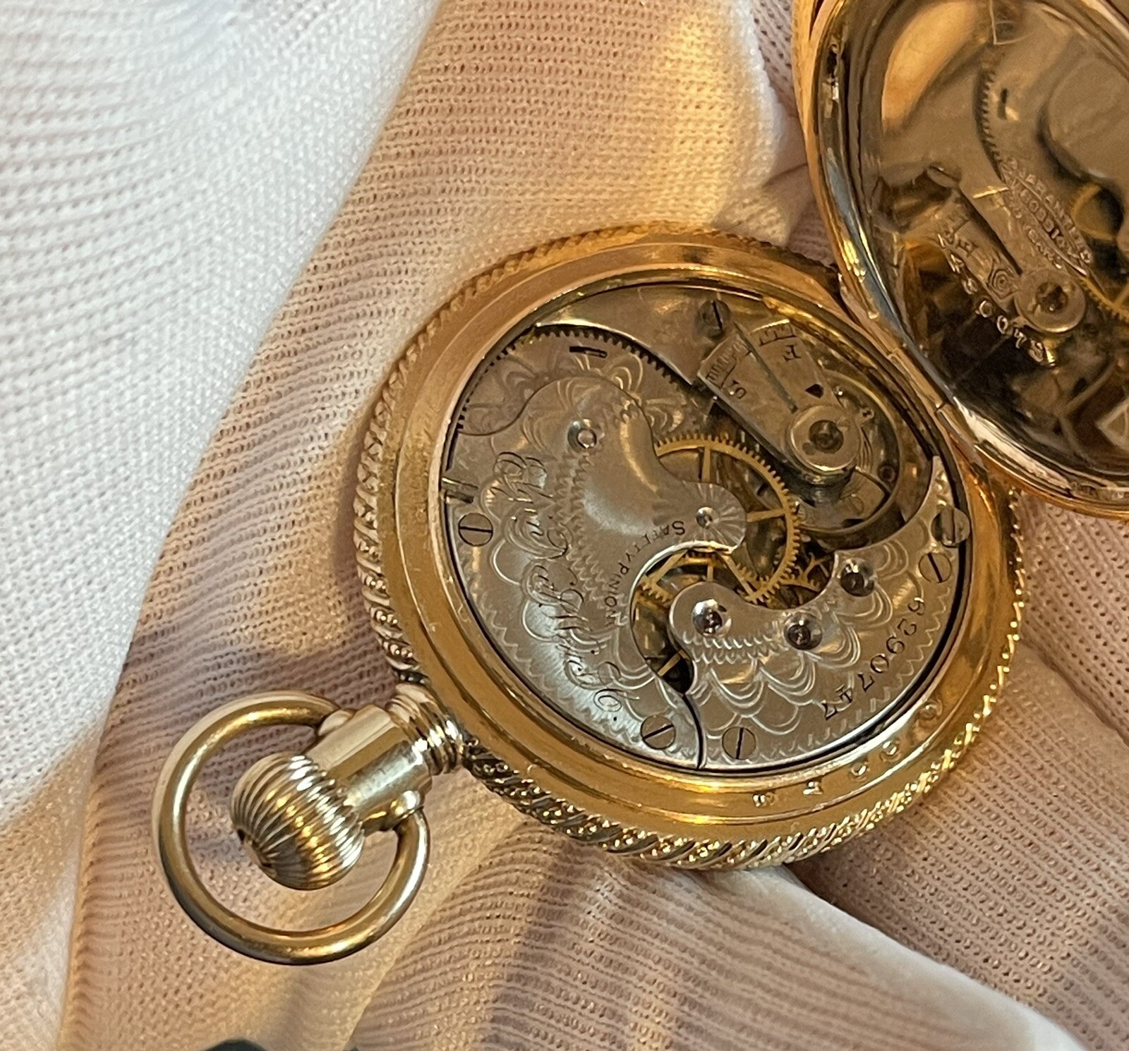 Beautiful 0s Elgin Pocket Watch, Stunning JBoss 14K GF Hunter Case…Runs
