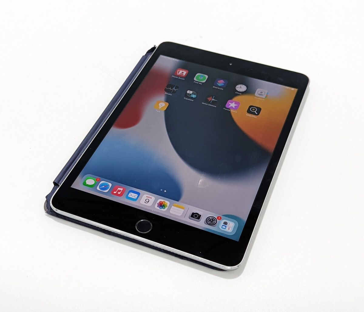 ✓ Apple iPad Mini 4 WiFi Version 64GB A1538 Space Gray ✓ Apple iPad Mini 4 WiFi Version 64GB A1538 Space Gray