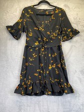 Pretty Little Thing Dress Womens Size 12UK Black Floral Zip Back