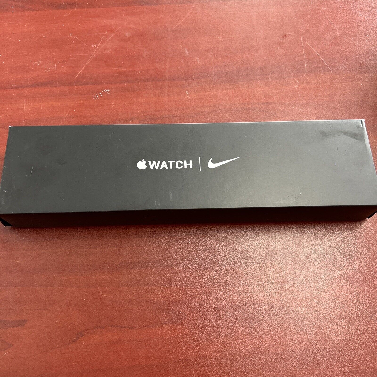 Apple+Watch+Nike+Series+7+41mm+Midnight+Aluminum+Case+with+