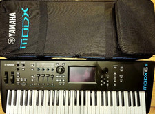 Yamaha MODX6 Synthesizer Keyboard 61 Soft Case Adapter Musical Instruments Pro